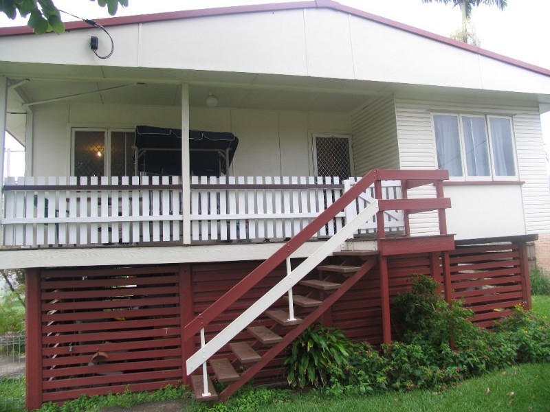 123 Oxley Avenue, Woody Point QLD 4019