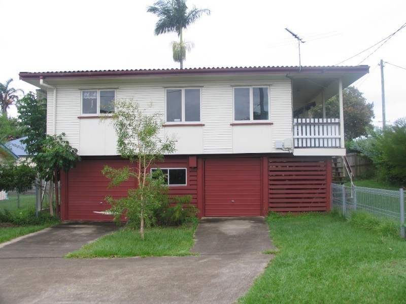 123 Oxley Avenue, Woody Point QLD 4019