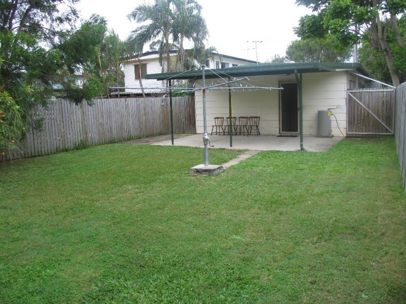 31 Sportsground Street, Redcliffe QLD 4020