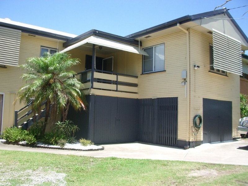 16 Central Avenue, Scarborough QLD 4020