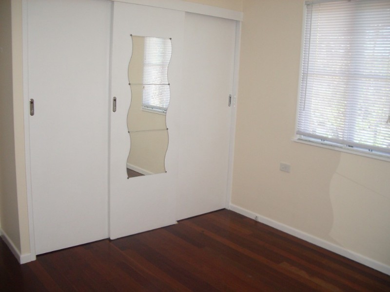 16 Central Avenue, Scarborough QLD 4020