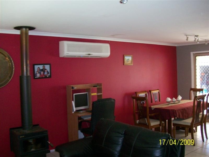 27 Kate Avenue, Deception Bay QLD 4508