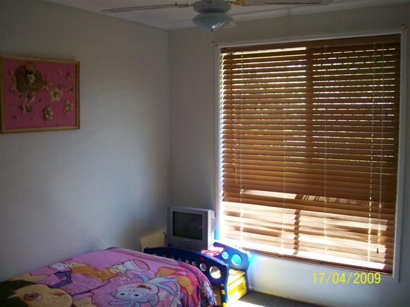 27 Kate Avenue, Deception Bay QLD 4508