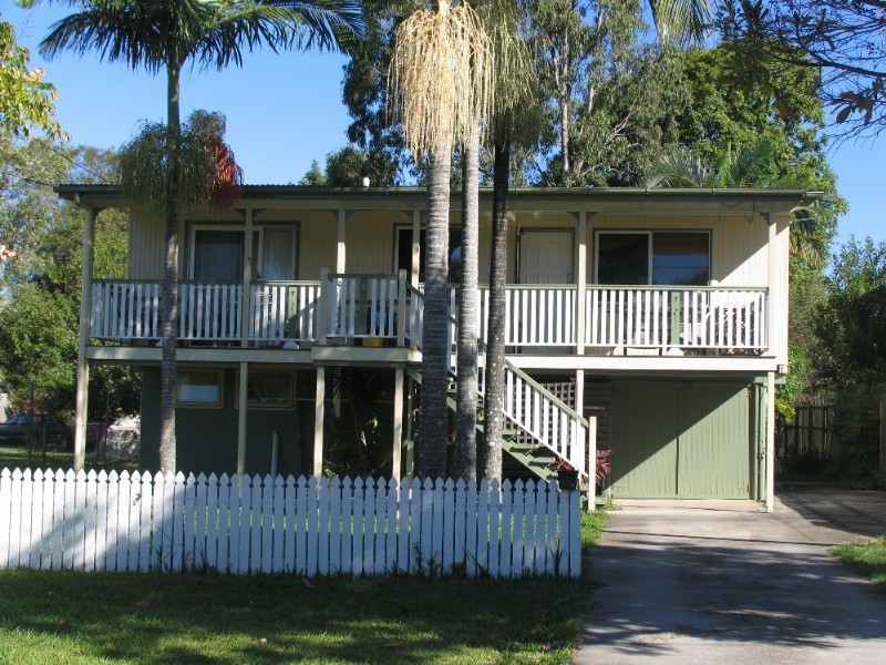 32 Silcock Street, Clontarf QLD 4019