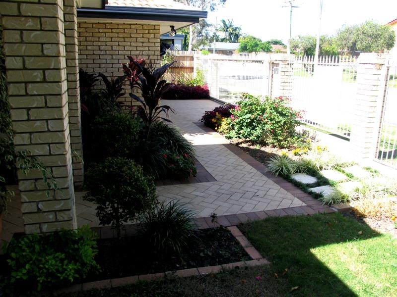 2 Dalton Street, Redcliffe QLD 4020