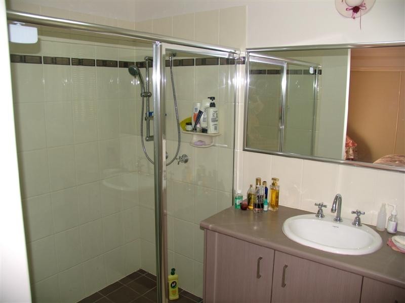 2 Dalton Street, Redcliffe QLD 4020