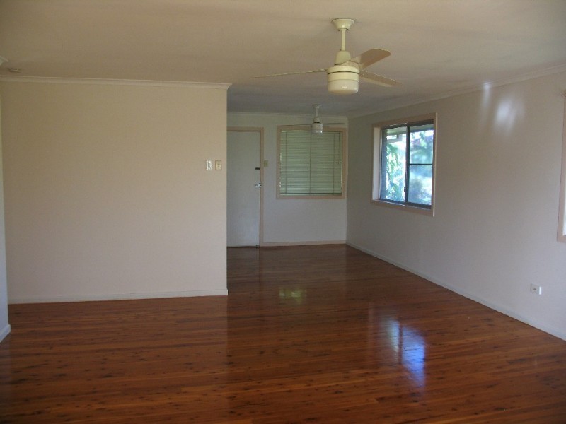 127 King Street, Woody Point QLD 4019