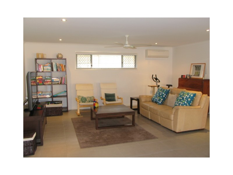 4 Grange Court, Narangba QLD 4504