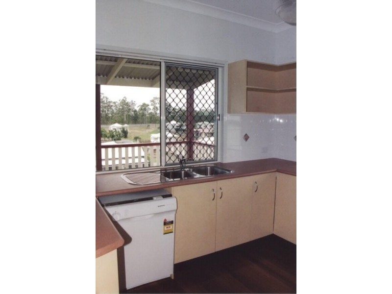 5 Oxenfoord Court, Narangba QLD 4504