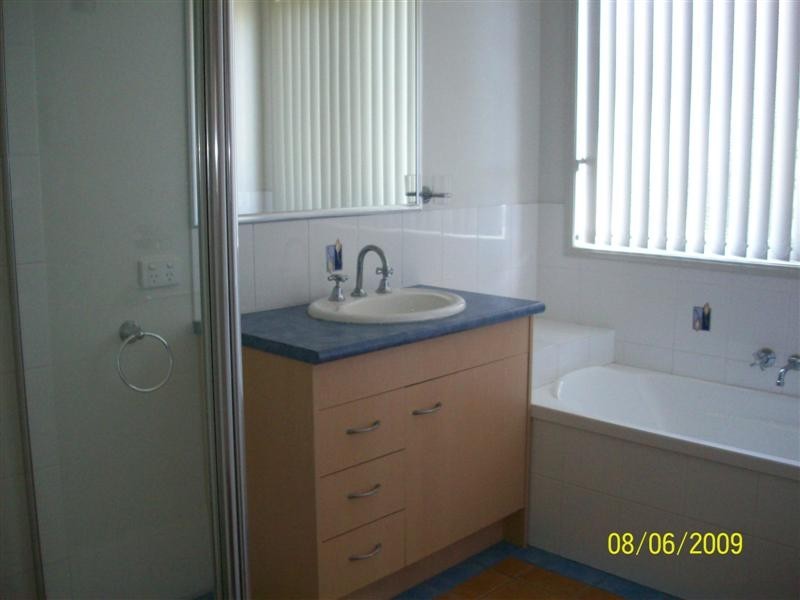 5 Oxenfoord Court, Narangba QLD 4504