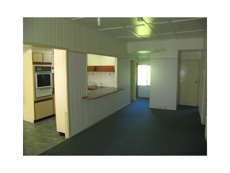 5 Louis Street, Redcliffe QLD 4020