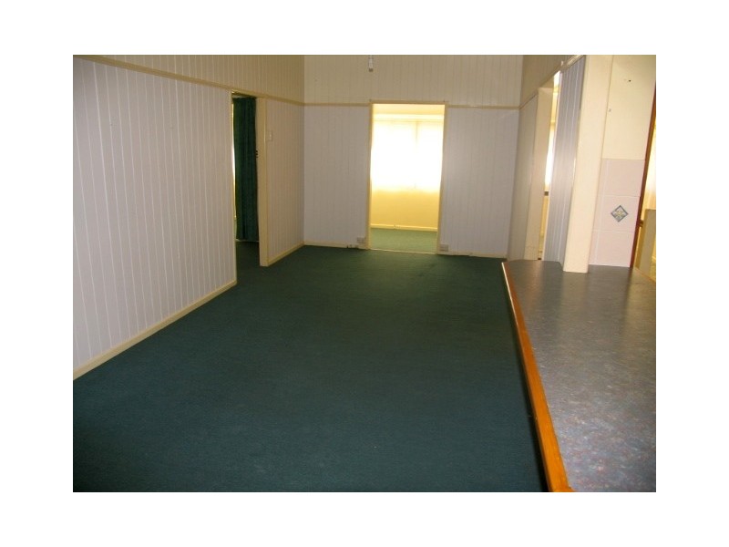 5 Louis Street, Redcliffe QLD 4020