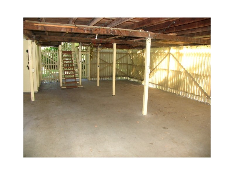 5 Louis Street, Redcliffe QLD 4020