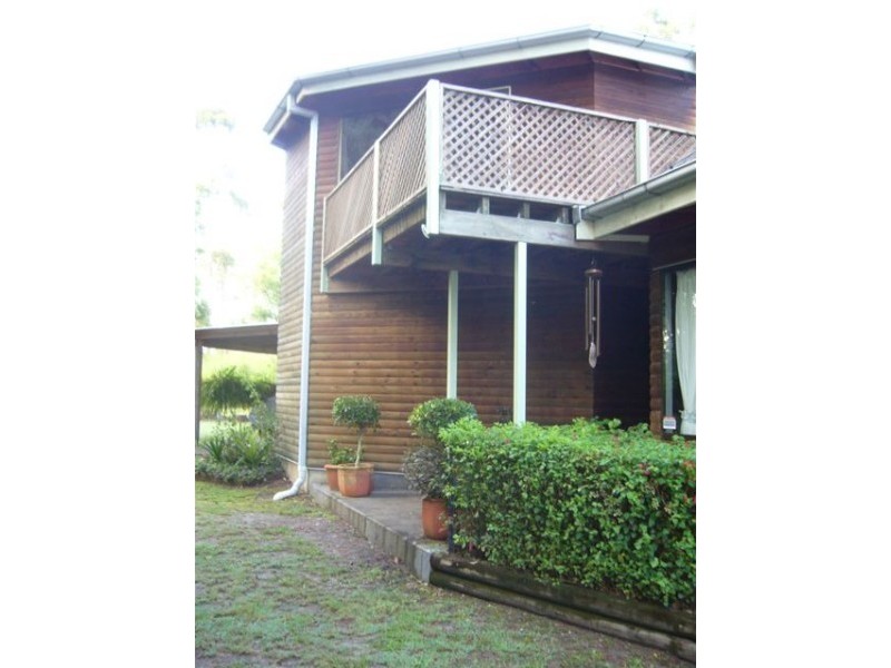 32 Margaret Street, Woodford QLD 4514