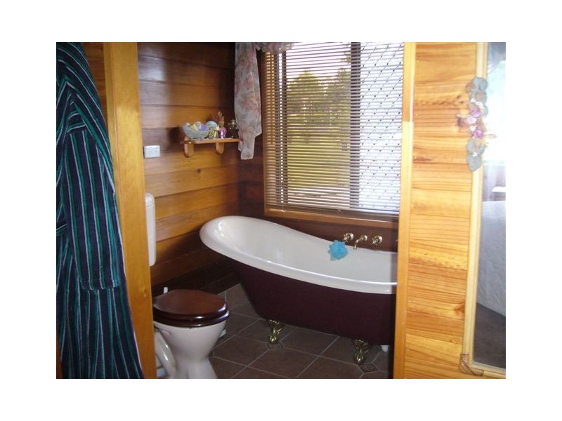 32 Margaret Street, Woodford QLD 4514