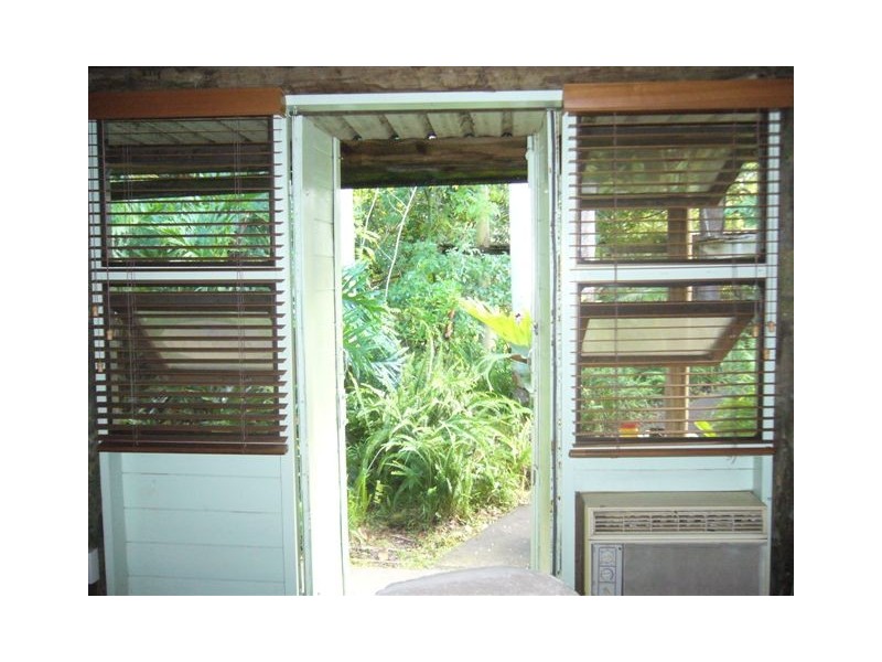 32 Margaret Street, Woodford QLD 4514