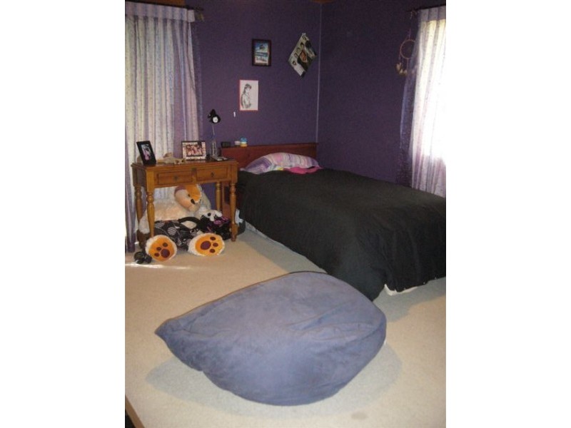 32 Margaret Street, Woodford QLD 4514