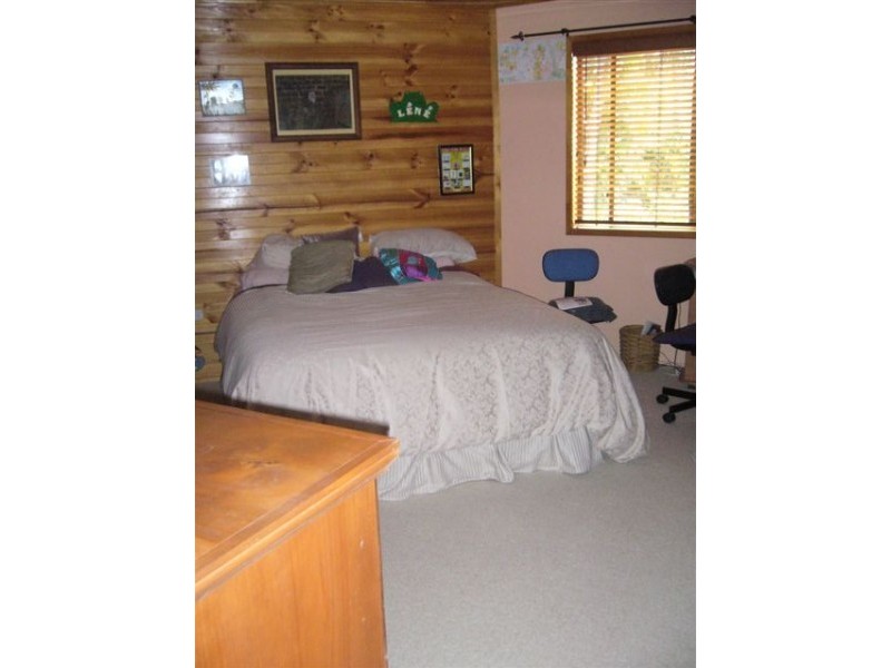 32 Margaret Street, Woodford QLD 4514