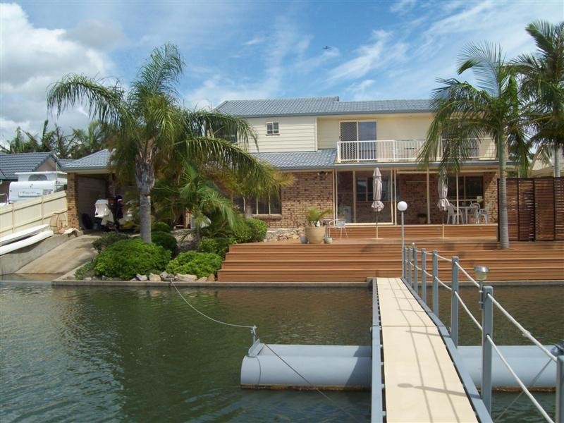 169 Griffith Road, Newport QLD 4020