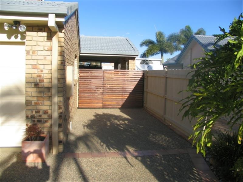 169 Griffith Road, Newport QLD 4020