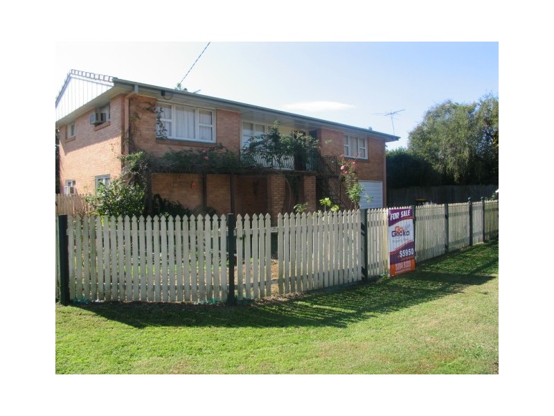 32 Lucinda Street, Clontarf QLD 4019