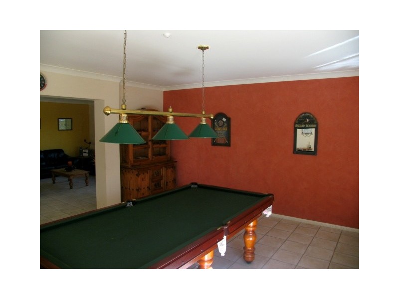 33 Aurora Place, Newport QLD 4020