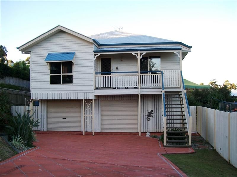 6 Stonehaven Place, Narangba QLD 4504