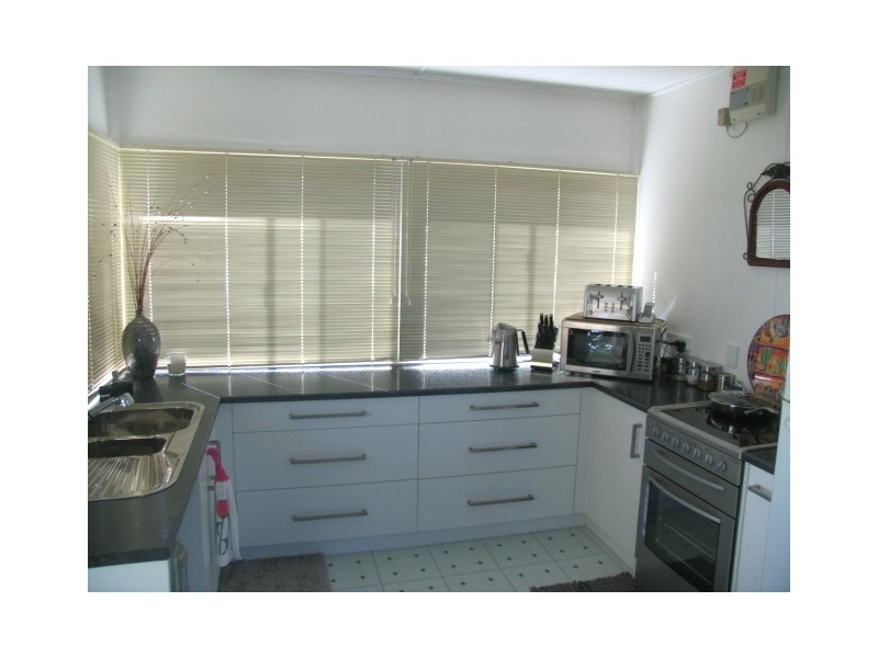 31 Dover Road, Margate QLD 4019