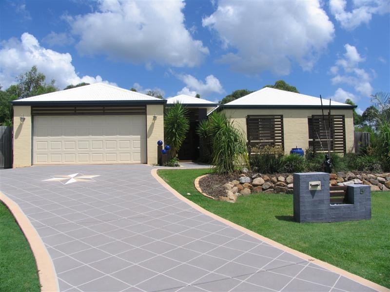 5 Coolamon Court, Narangba QLD 4504