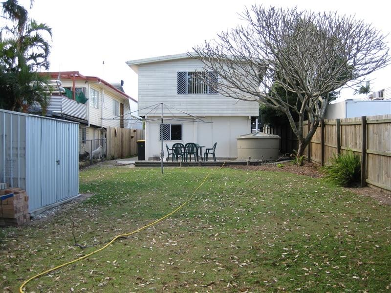 231 MacDonnell Road, Clontarf QLD 4019