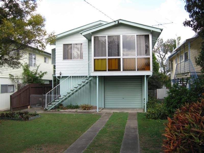 15 Ettie Street, Redcliffe QLD 4020