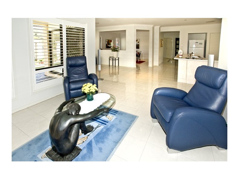 46 Grace Street, Scarborough QLD 4020