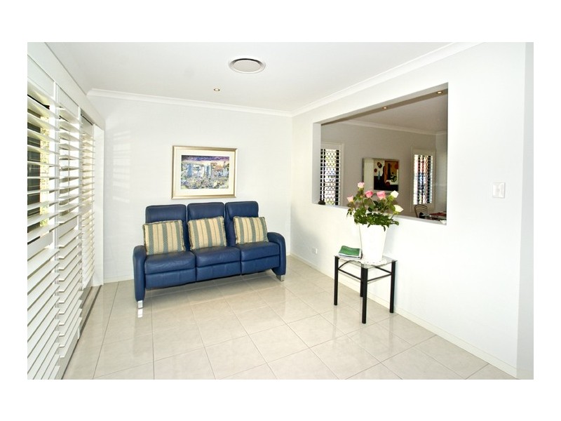 46 Grace Street, Scarborough QLD 4020