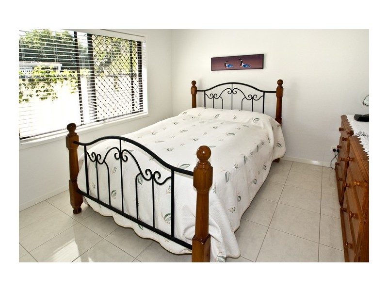 46 Grace Street, Scarborough QLD 4020