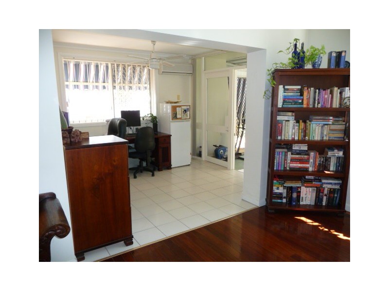 1/28 Mein Street, Scarborough QLD 4020