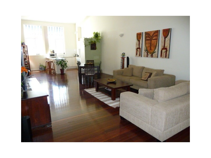 1/28 Mein Street, Scarborough QLD 4020