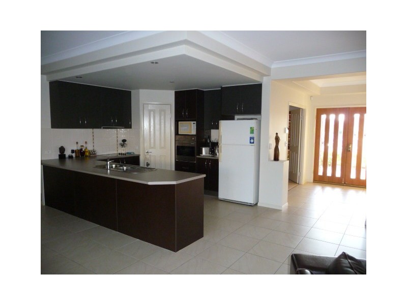 16 Central Lakes Drive, Caboolture QLD 4510