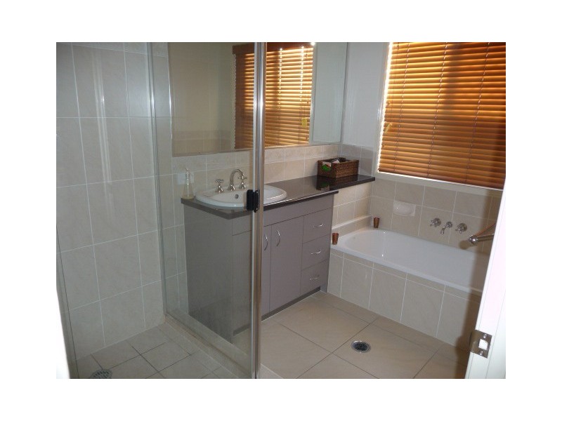 16 Central Lakes Drive, Caboolture QLD 4510