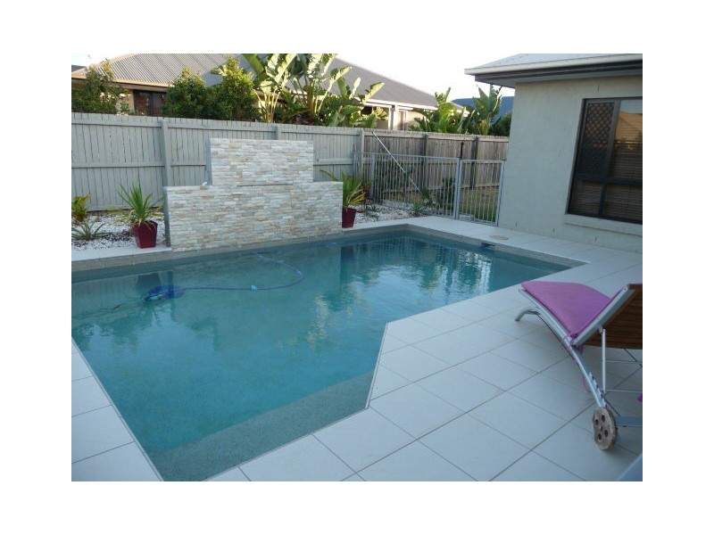 16 Central Lakes Drive, Caboolture QLD 4510