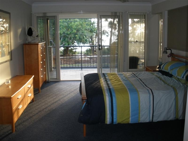 31 Captain Cook Parade, Deception Bay QLD 4508