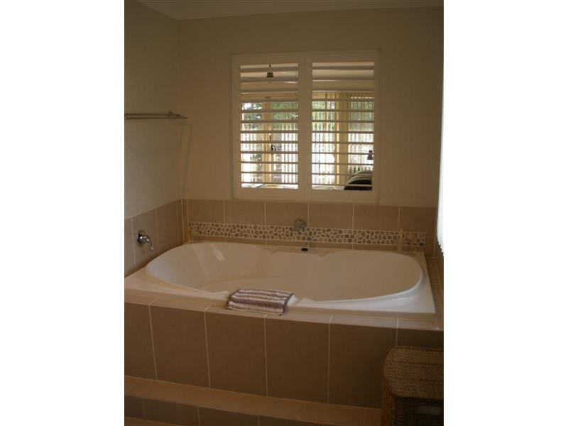 31 Captain Cook Parade, Deception Bay QLD 4508