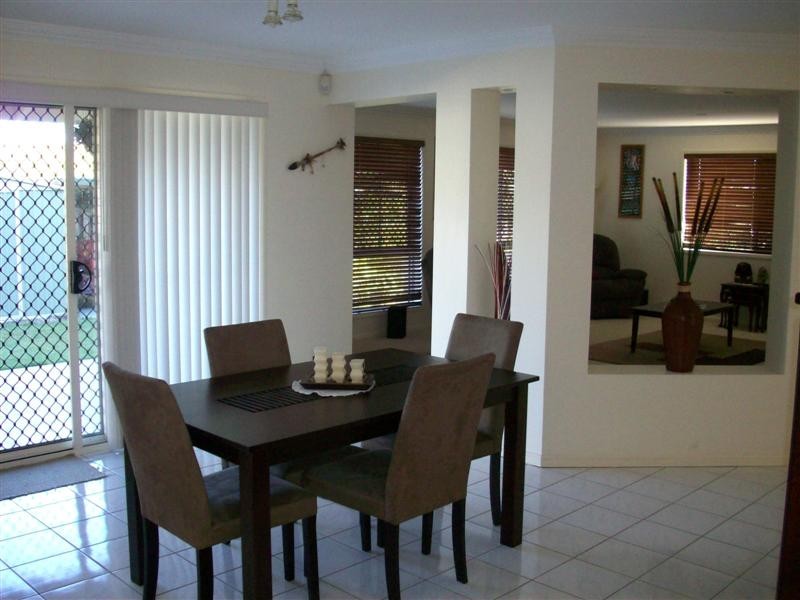 18 Spinebill Court, Mango Hill QLD 4509