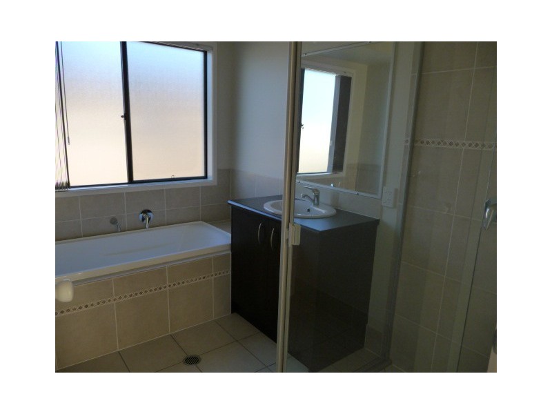 74 Ronald Court, Caboolture South QLD 4510