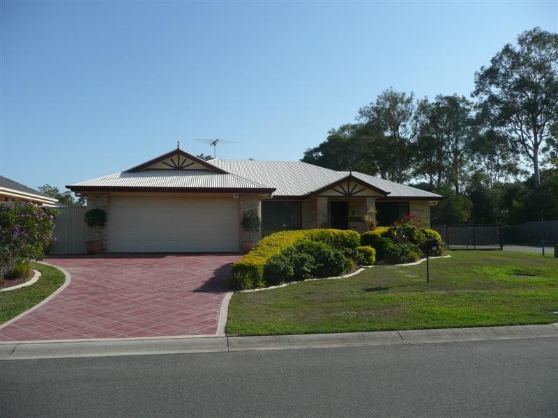 9 Maurice Avenue, Morayfield QLD 4506