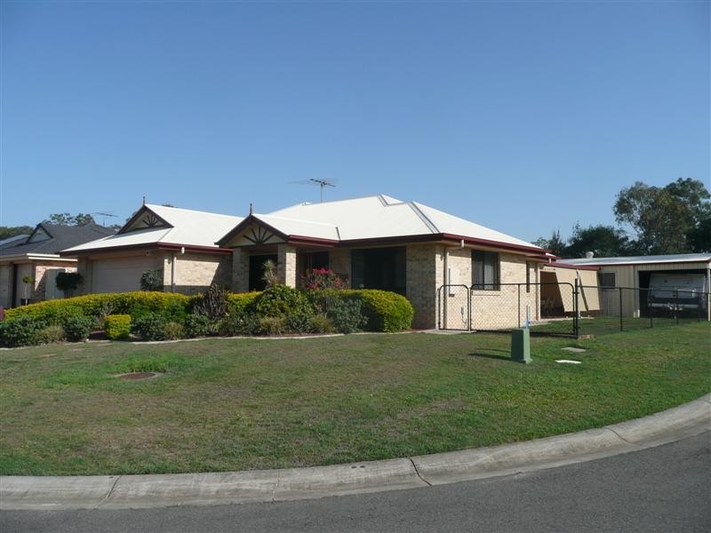 9 Maurice Avenue, Morayfield QLD 4506