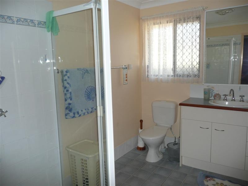 9 Maurice Avenue, Morayfield QLD 4506