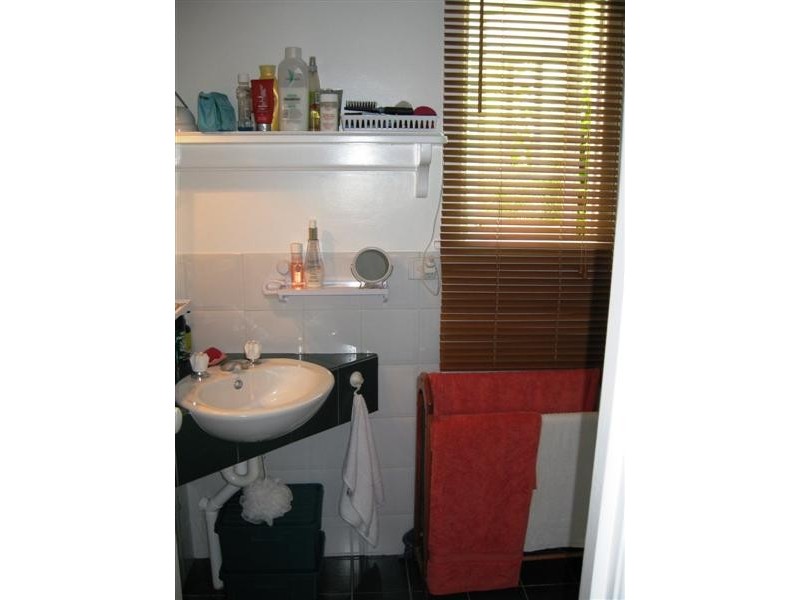 32 James Street, Scarborough QLD 4020