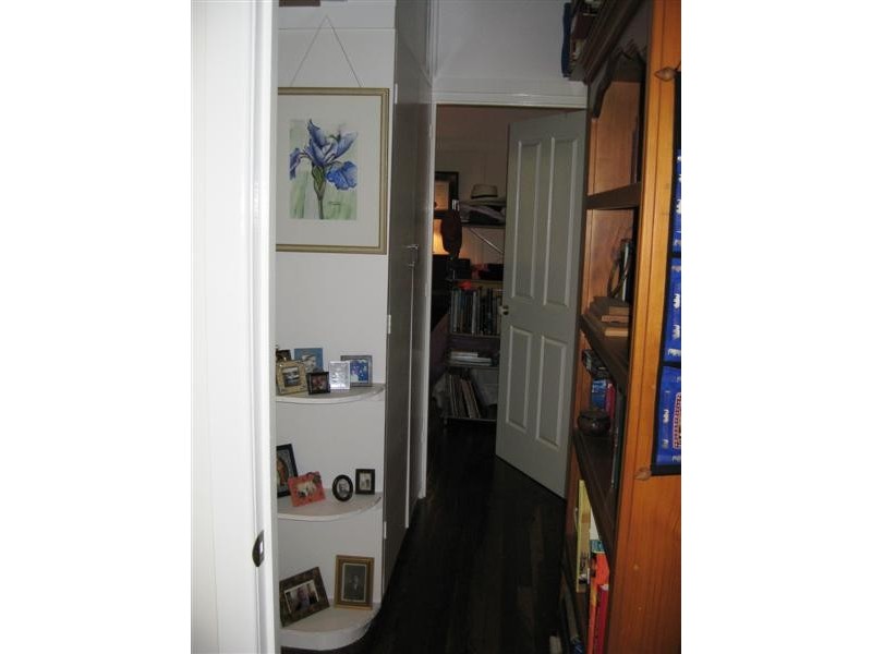 32 James Street, Scarborough QLD 4020