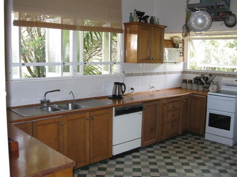 3 Louis Street, Redcliffe QLD 4020