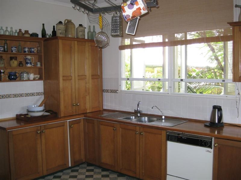 3 Louis Street, Redcliffe QLD 4020